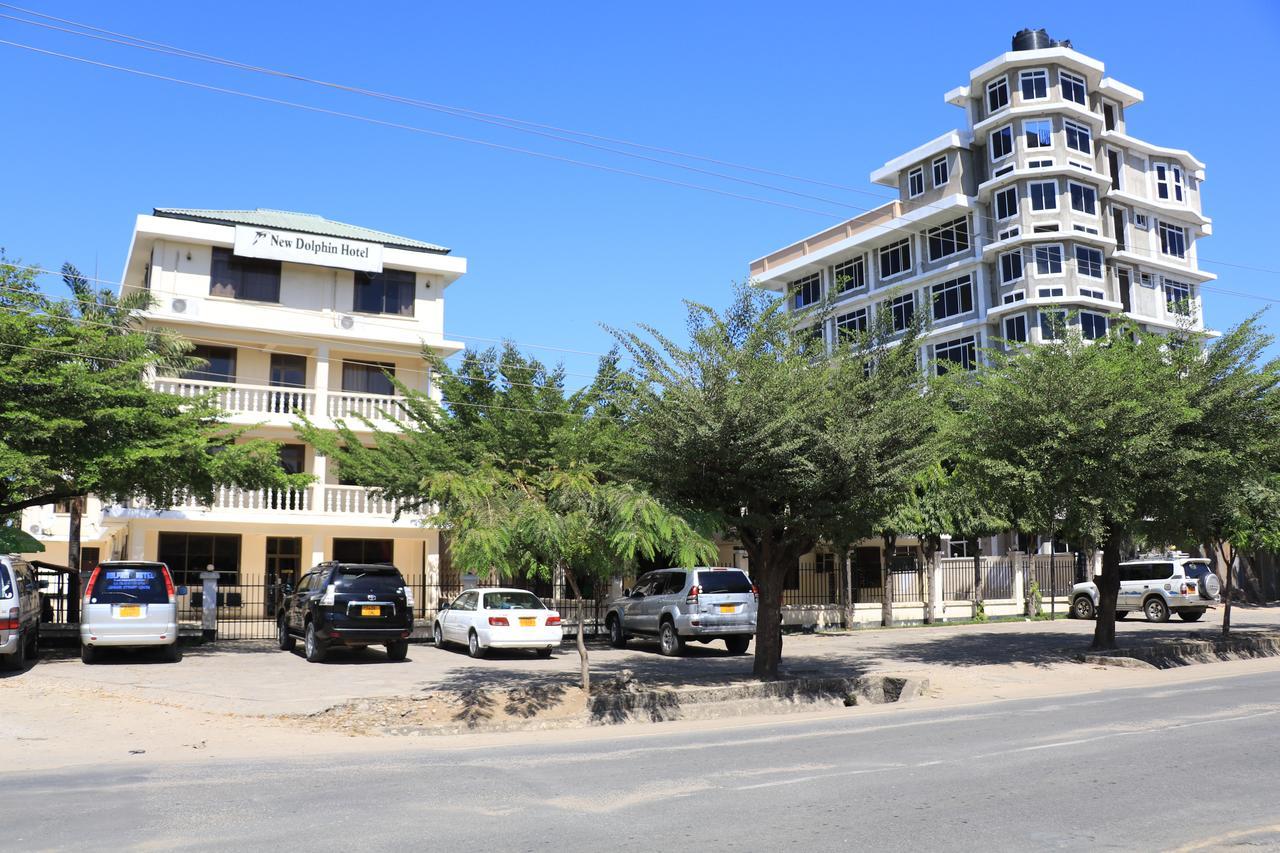 Dolphin Hotel Tanga Luaran gambar
